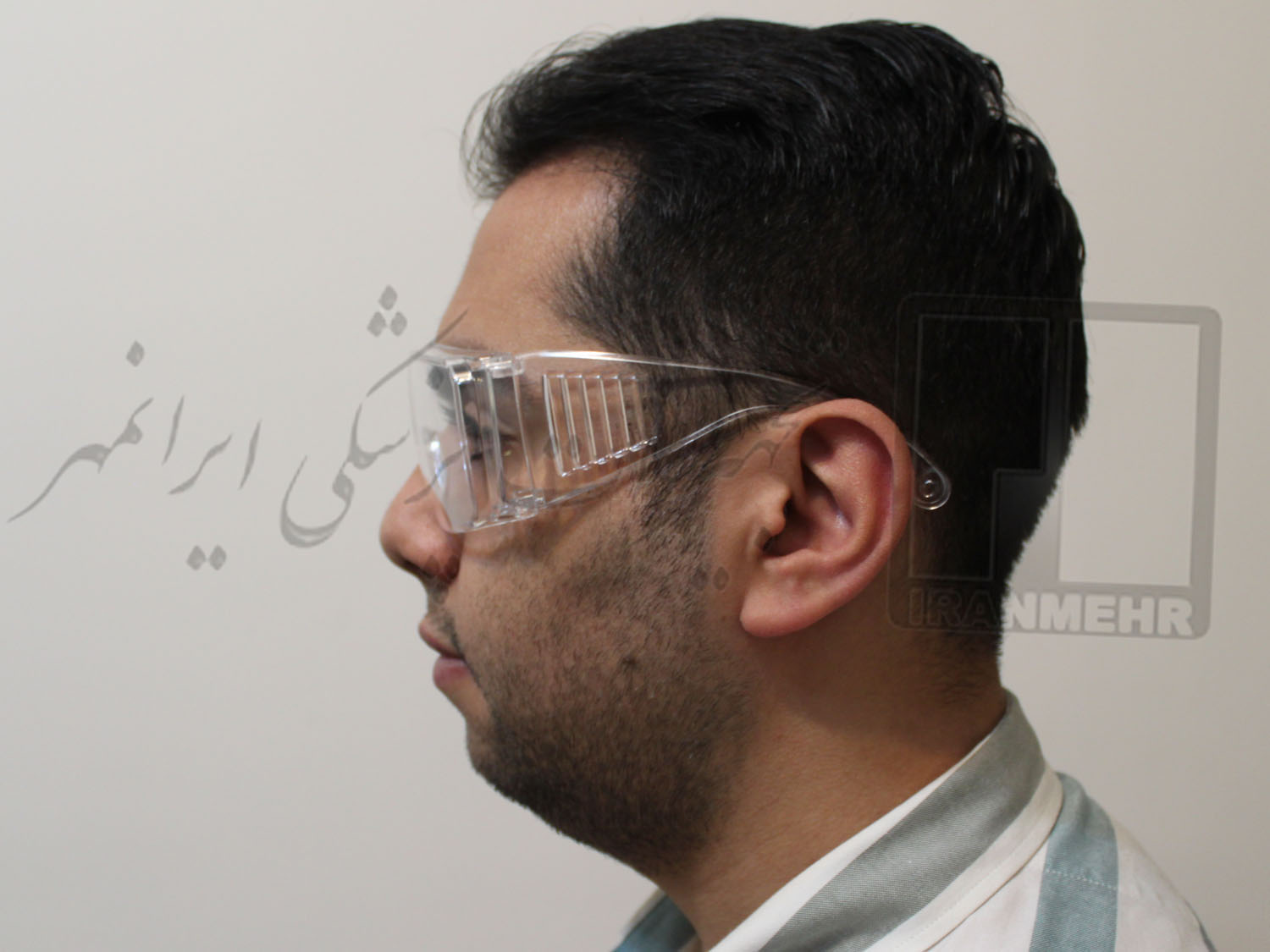 عینک محافظ چشم دائمی دسته کرکره ای